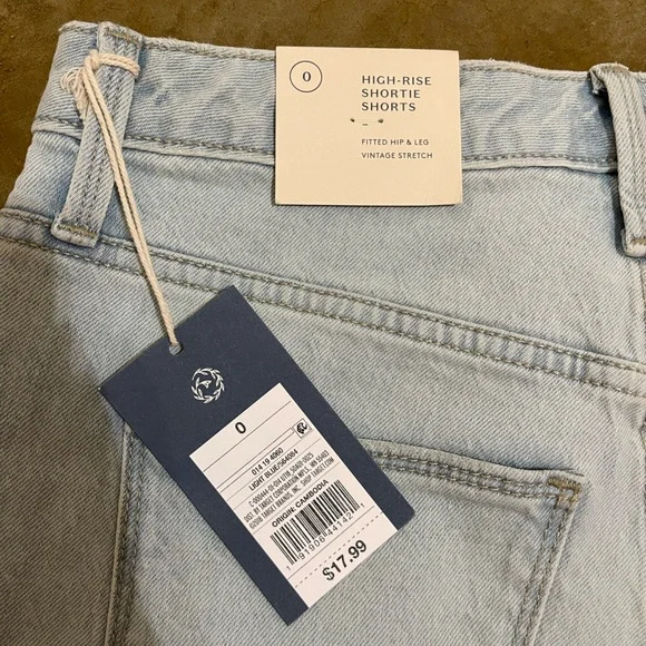 Target Universal Thread High Rise Short - Picture 3 of 4